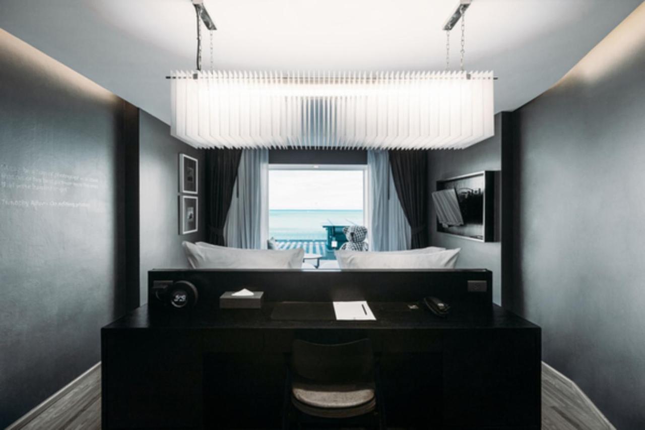 Foto Hotel Phuket Beachfront Dış mekan fotoğraf