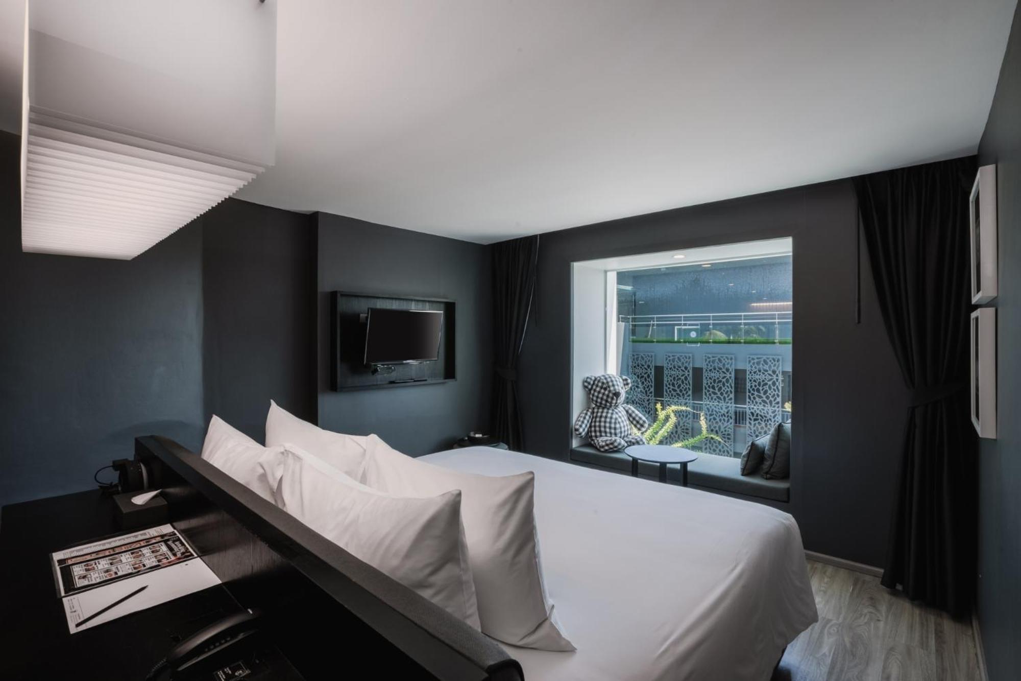 Foto Hotel Phuket Beachfront Dış mekan fotoğraf